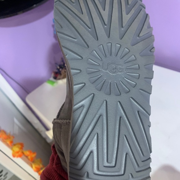 Ugg Boots - Picture 2 of 4
